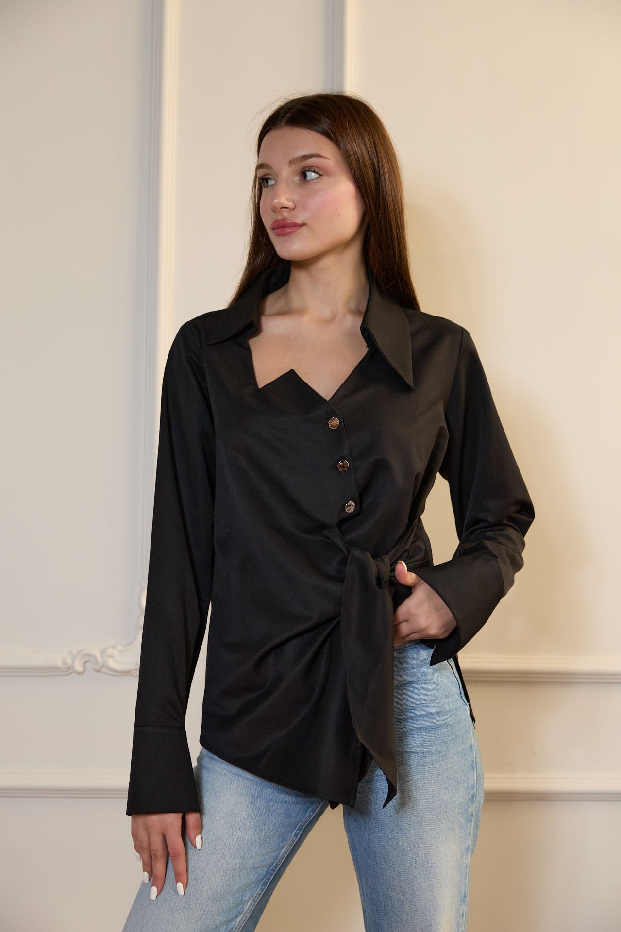 ASİMETRİK YAKA GÖMLEK